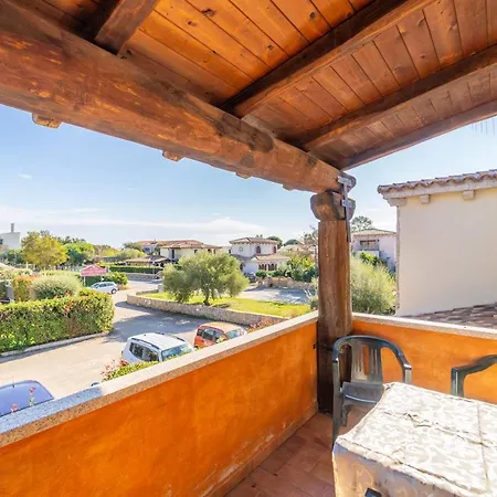 Aparthotel Il Faro San Teodoro 3*