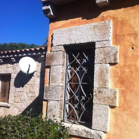 Il Faro San Teodoro Aparthotel 3*