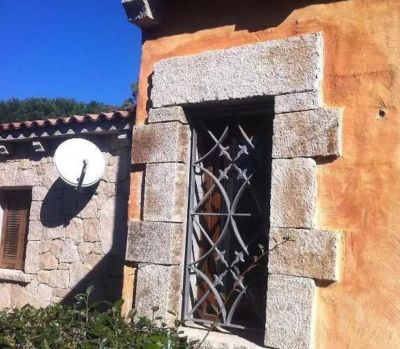 Il Faro Aparthotel 3*